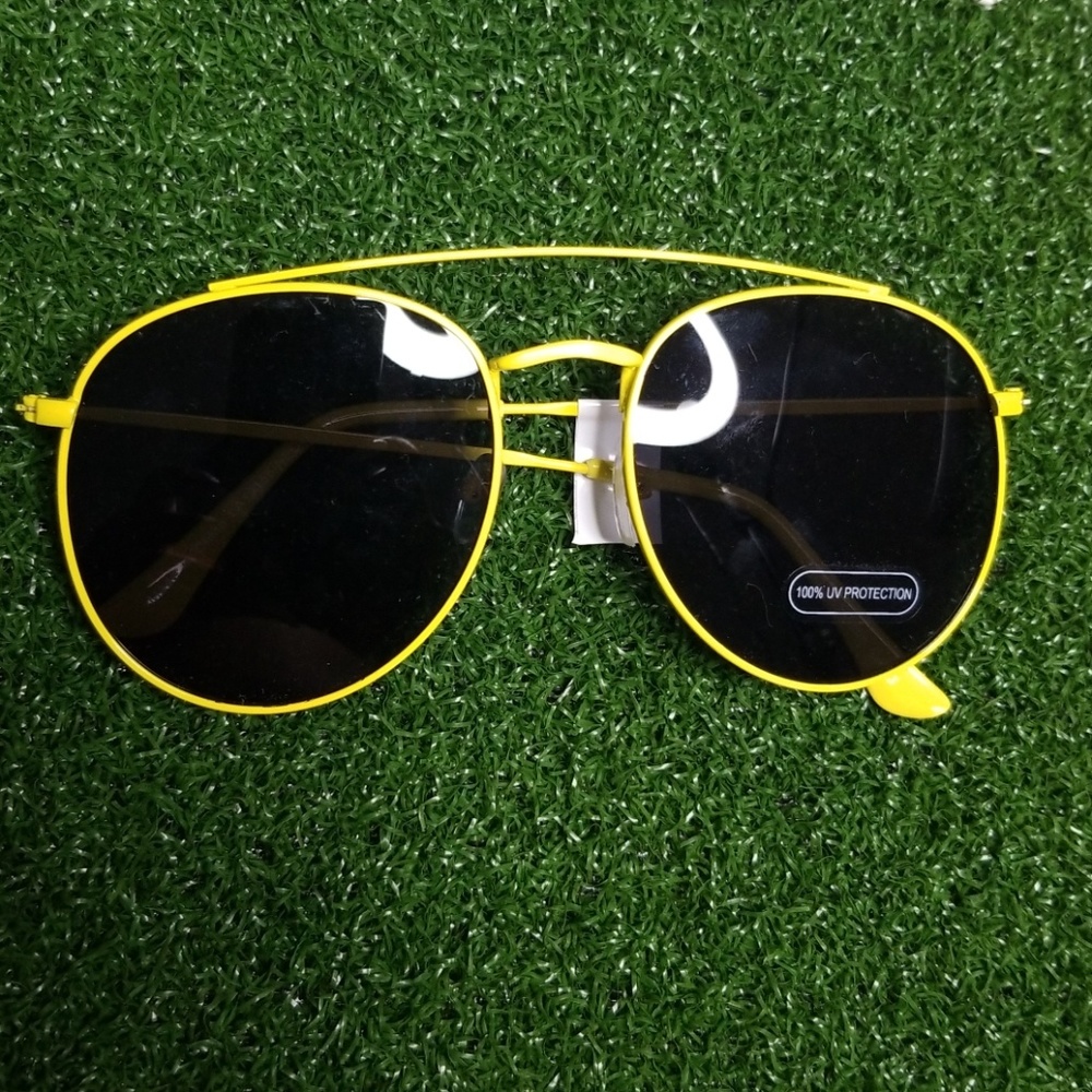 Retro shades